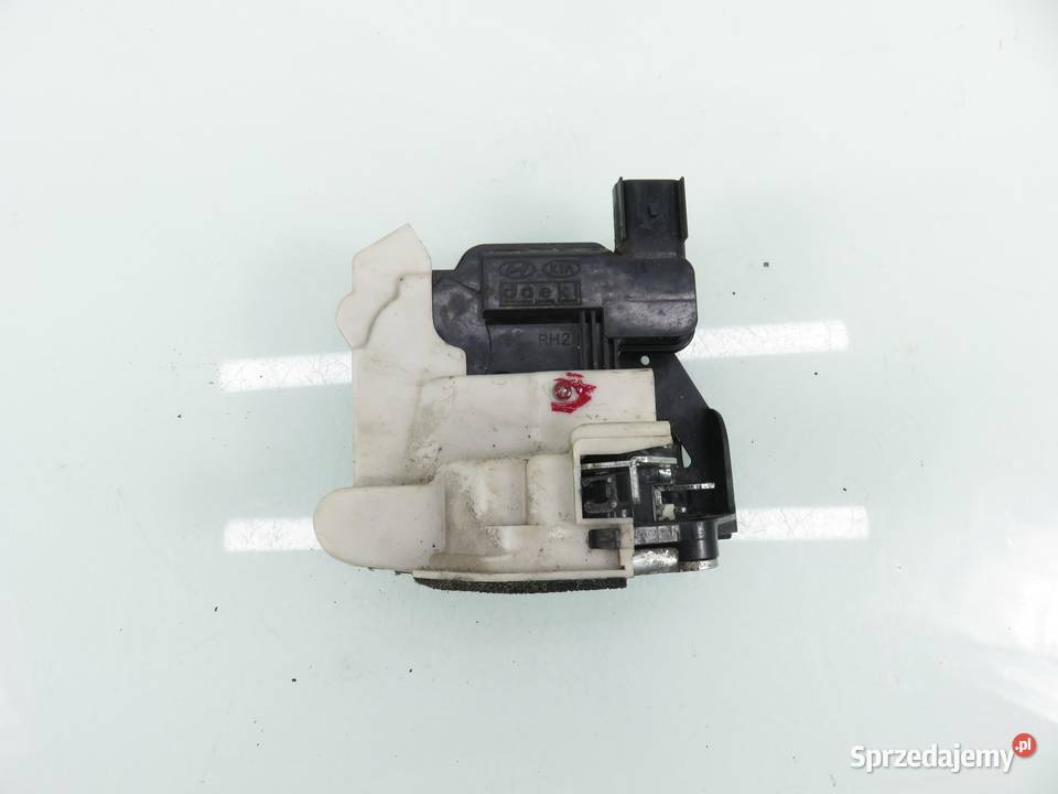 ZAMEK PRAWY TYLNY KIA RIO III 4 PIN
