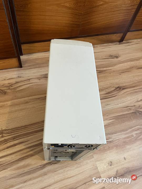 Zabytkowy komputer PC AT Pentium MMX 166MHz Pozostałe Brzana