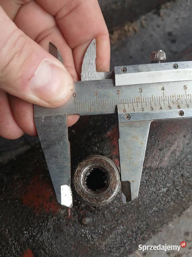 Siłowniki hydrauliczne wywrotu Sanok D35 do Piekoszów sprzedam