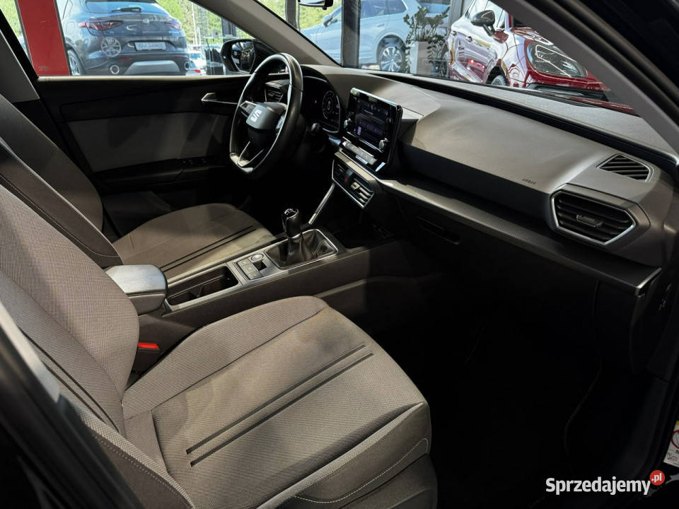 Seat Leon Style 15TSI 130 M6 2021 r salon I Leon Myślenice sprzedam