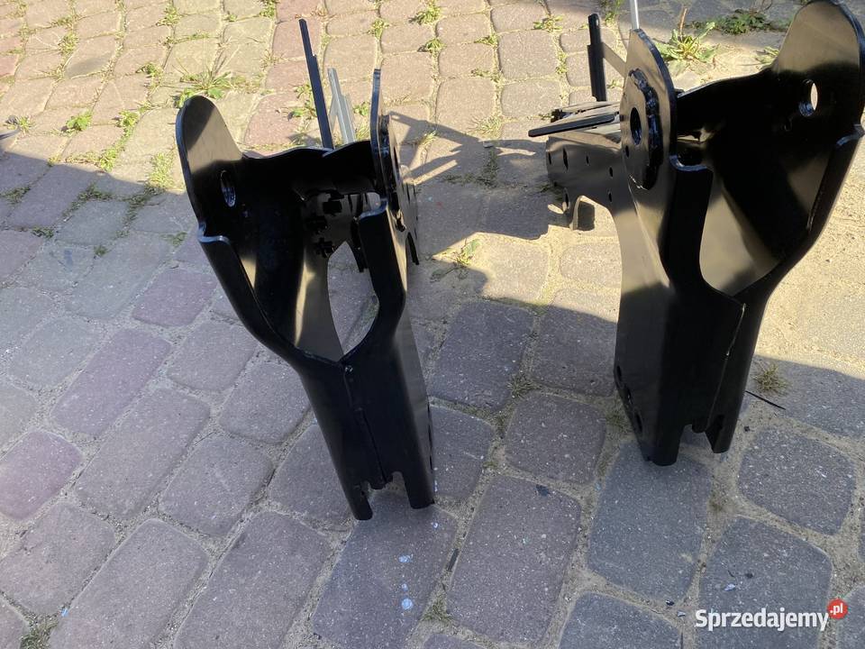 PODSTAWA WSPORNIK MOCOWANIE KABINY uchwyt Arocs Zgierz