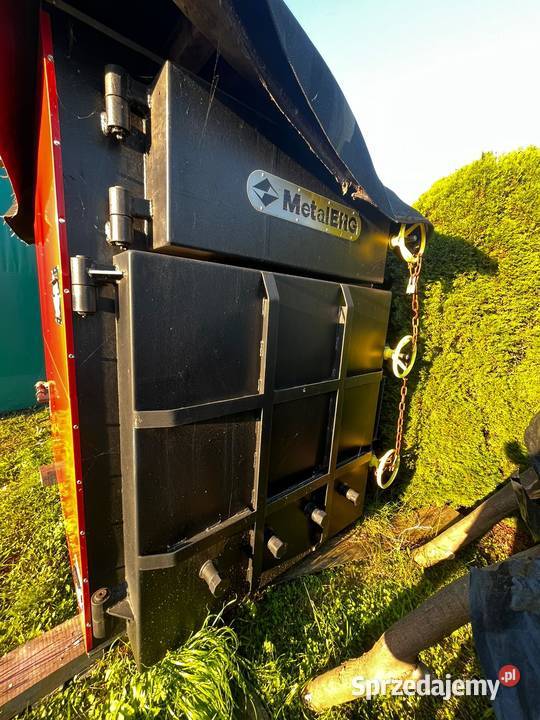 Piec na słomę nowy sprzedam