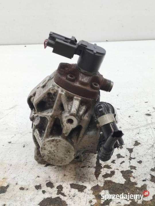 POMPA WTRYSKOWA 331002U000 9046040004 16 CRDI