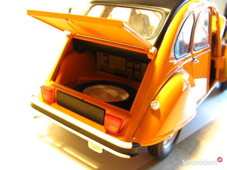Samochód realistyczny model Citroen 2CV skala Łódź