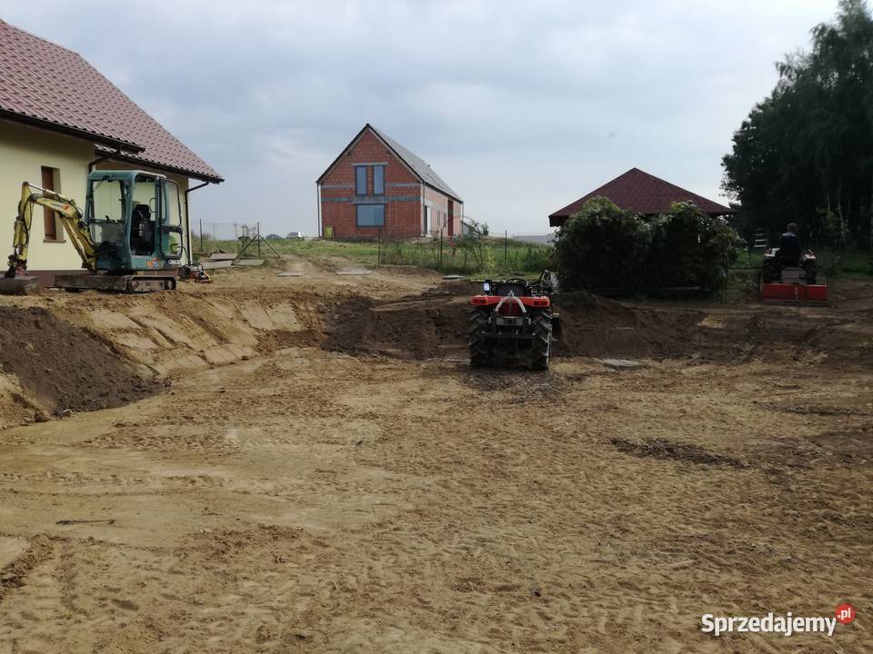 Niwelacja terenu zakładanie trawnikówprace Wrocław