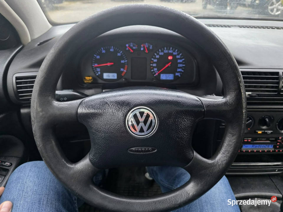 Volkswagen Passat 16 Benzyna 102 Klimatyzacja klimatyzacja Passat sprzedam