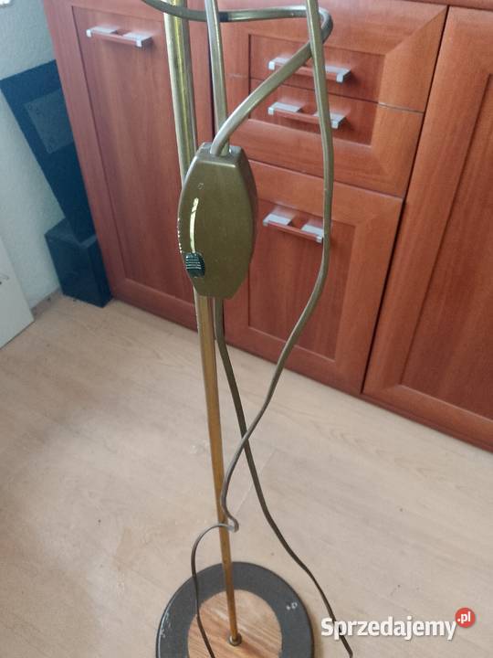 Lampa podłogowa SAKU Leuchten model 50352 100 Śmigiel