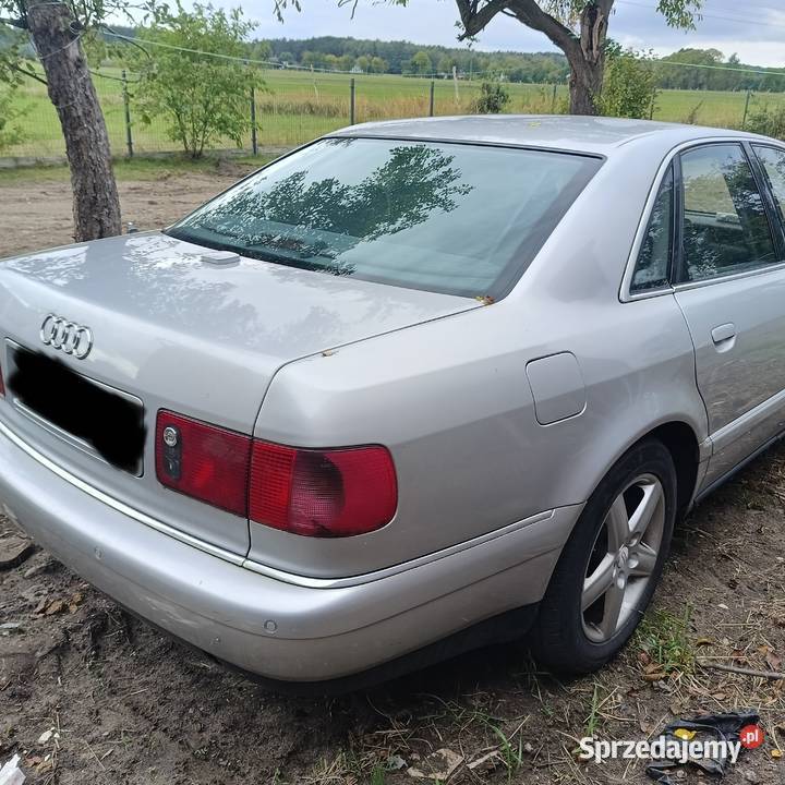 kompletny silnik z osprzętem AUDI A8 D2 z roku
