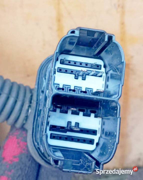 FORD FOCUS MK3 DRZWI PRAWY TYŁ KOMBI KOD FB mazowieckie Radom