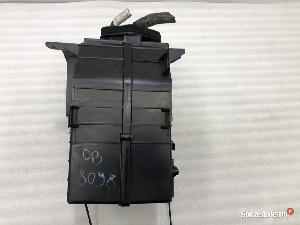 NAGRZEWNICA KOMPLETNA KIA RIO I 97100FD300 EU