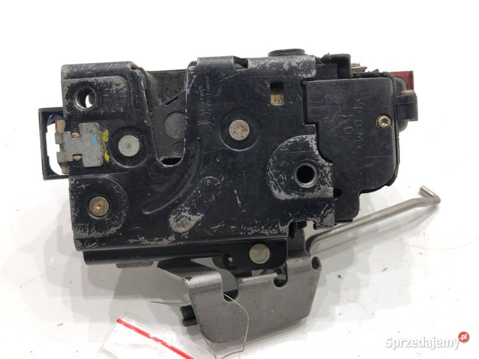 ZAMEK DRZWI PRAWY TYŁ AUDI A4 B6 SedanLimuzyna osobowe Motoryzacja sprzedam