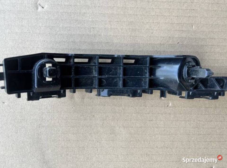 TOYOTA YARIS P21 20 ŚLIZG MOCOWANIE ZDERZAKA Międzychód sprzedam