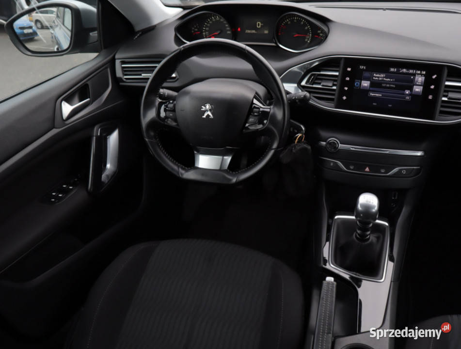 Peugeot 308 12 eTHP benzyna lubelskie sprzedam