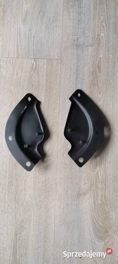 Mocowanie rury wydechowej część środkowa prawe Chojnice