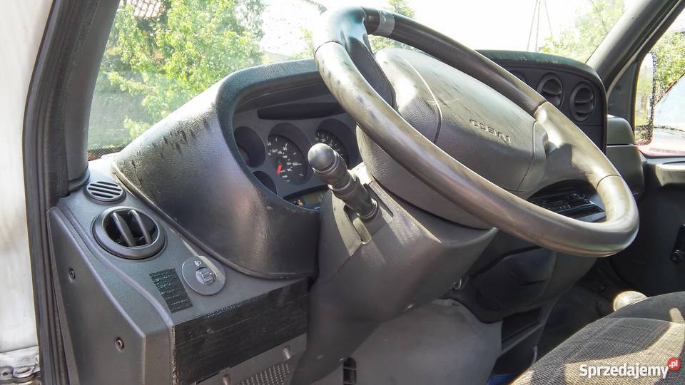 Iveco Dajly skrzyniowy 35 C 13 28 2004 r nieuszkodzony Garwolin