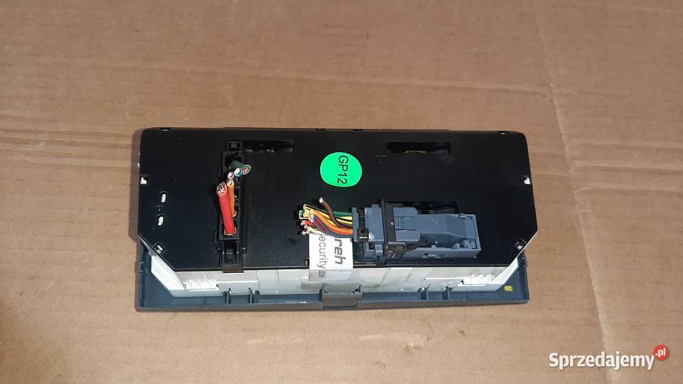 panel nawiewu Opel Astra H Zafira B 13231058 osobowe dolnośląskie Dębno sprzedam