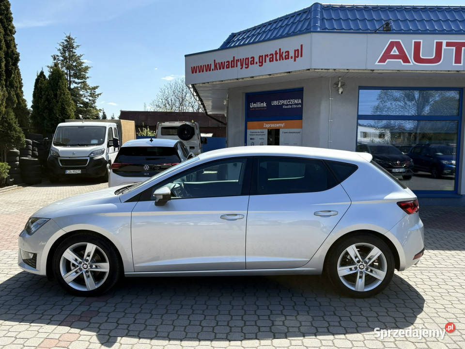 Seat Leon Rezerwacja III 2012 światła przeciwmgielne Tarnowskie Góry