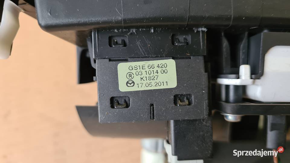 Mazda 6 GH LIFT ramka wybieraka panela