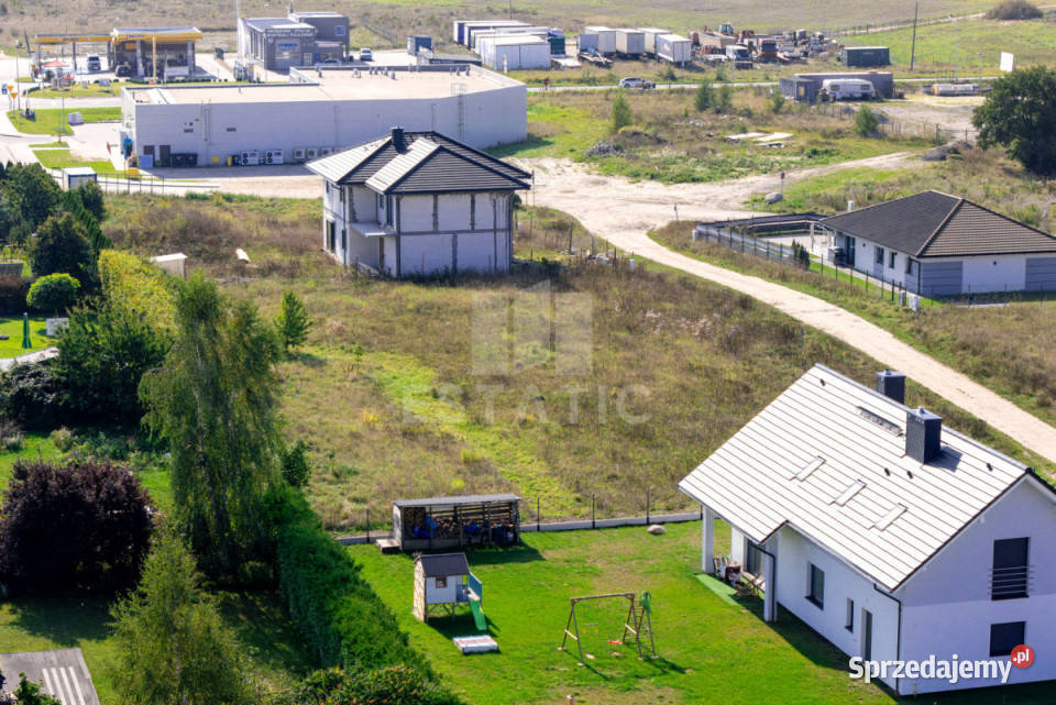 sprzedaży działki Banino Pilotów 1005m2