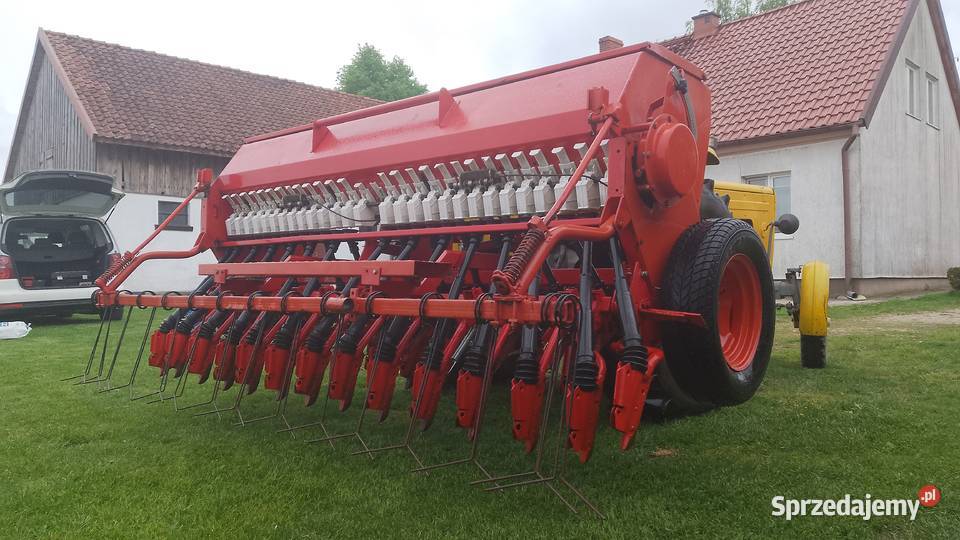 Siewnik Famarol 3m S0741 nieuszkodzony Masuny