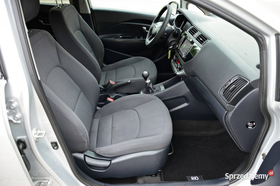 Kia Rio 12 Benz 84 Navi Kamera Auto III 2011 nieuszkodzony mazowieckie Ostrów Mazowiecka sprzedam