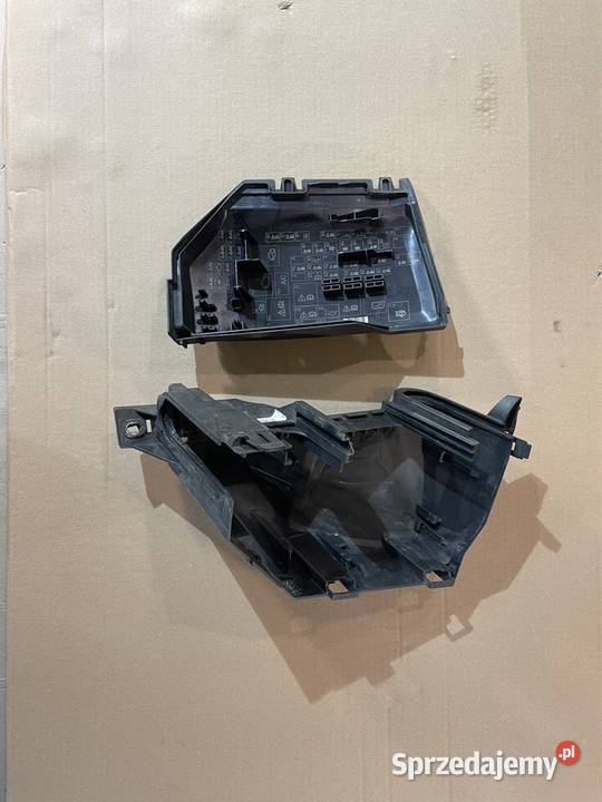 6G9T14A067 obudowa skrzynki bezpieczników ford Szczecin