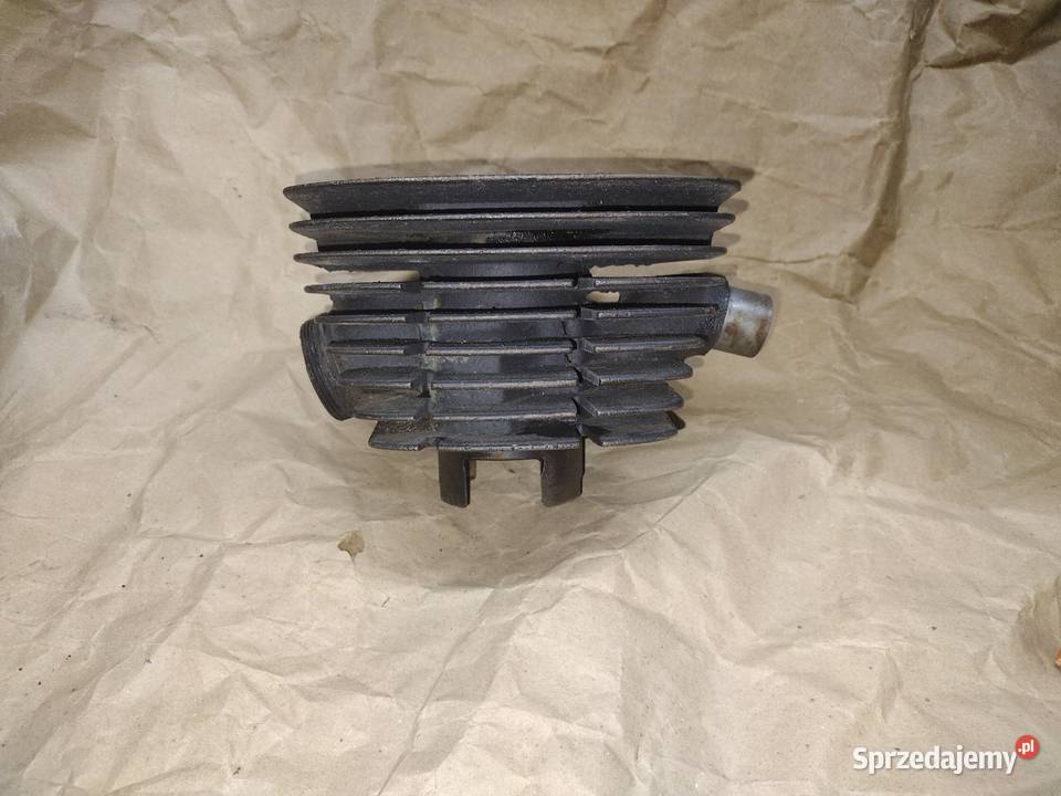 Żeliwny cylinder do motocykla WSK 125 tłok podkarpackie Łańcut