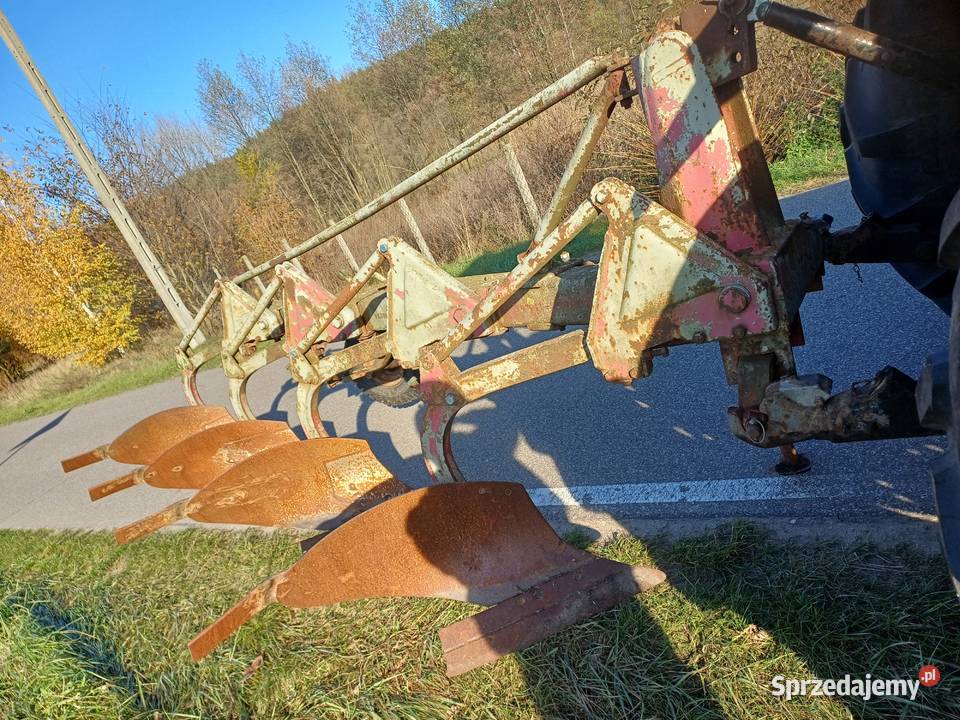 Pług 4 skibowy zagonowy nieuszkodzony Pługi Huta