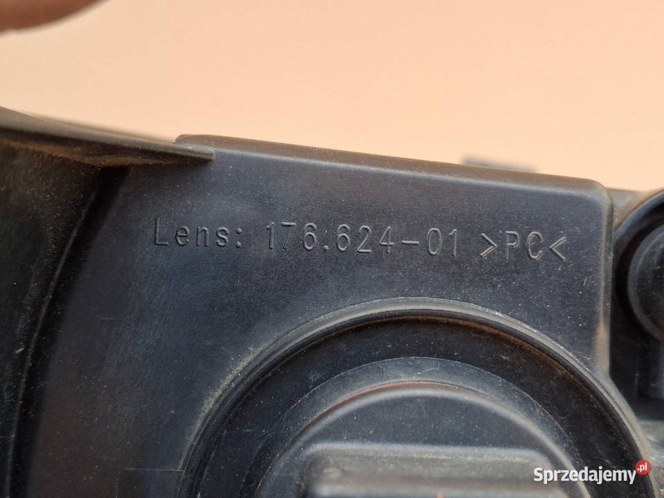 VW PASSAT B7 HALOGEN LEWY LAMPA PRZECIWMGIELNA lubuskie Bieleń