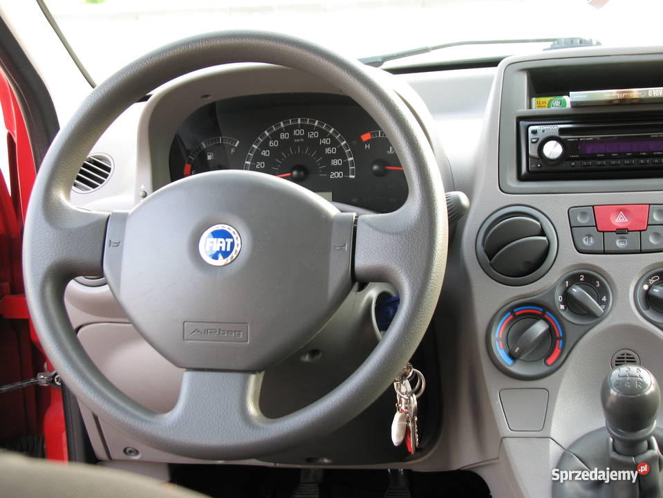 Czerwony FIAT PANDA 11 z małym przebiegiem z Pol Gorzyce