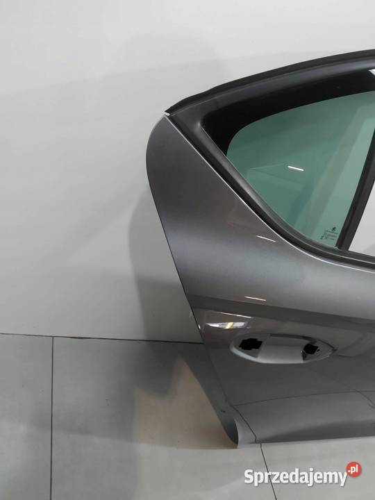 DRZWI PRAWE TYŁ SEDAN Skoda Octavia IV 2019 Drzwi sprzedam
