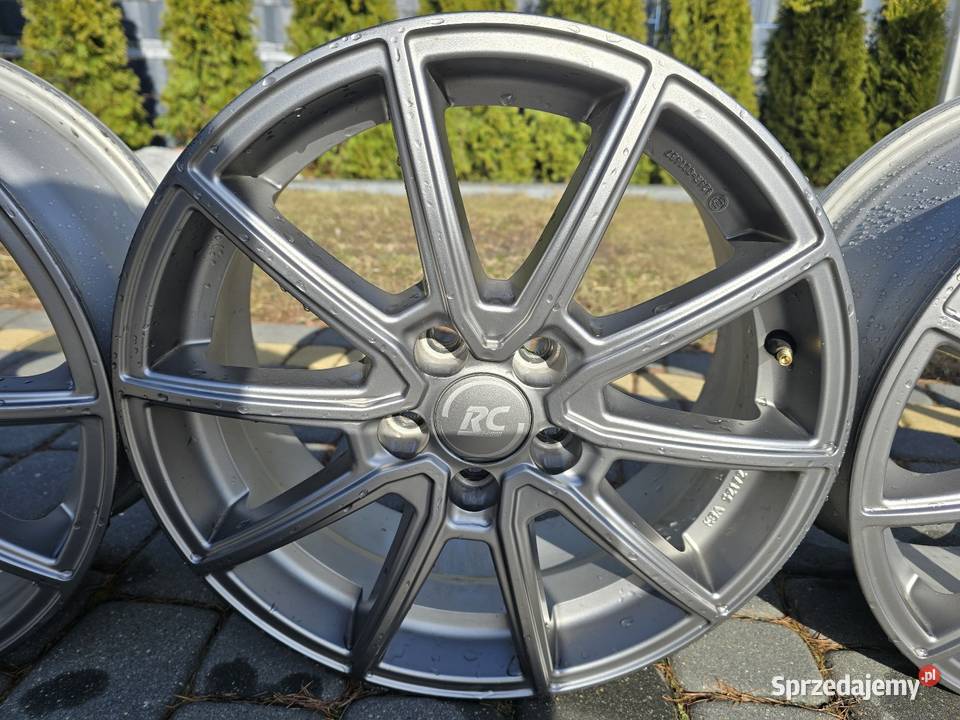 Alufelgi RC Design 16 Komplet Czarna Woda