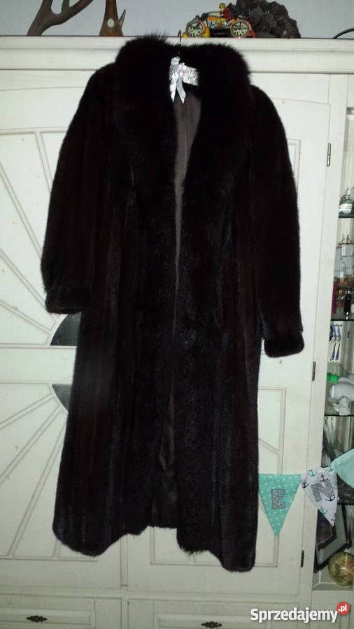 Piekny Dlugi Plaszcz Futro Z Norek Nowy