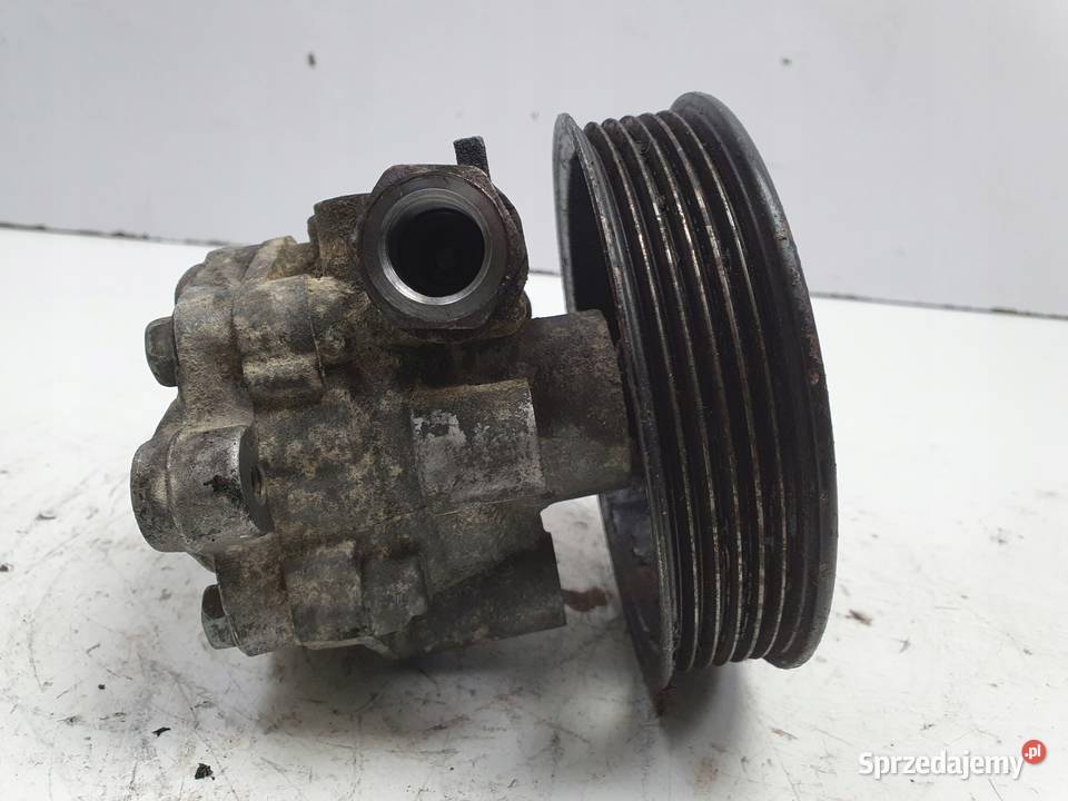 Carens II 20 CRDI POMPA WSPOMAGANIA 0K2KC32600 Janów