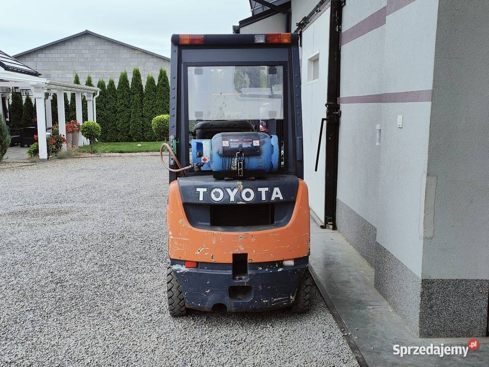 Wózek widłowy Toyota 8FG18 18T Przebieg 6 mtg Sandomierz