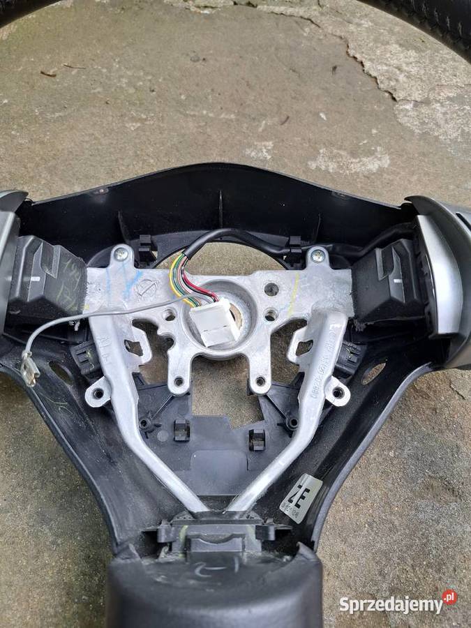 Kierownica skórzana Subaru Legacy IV Kierownice sprzedam