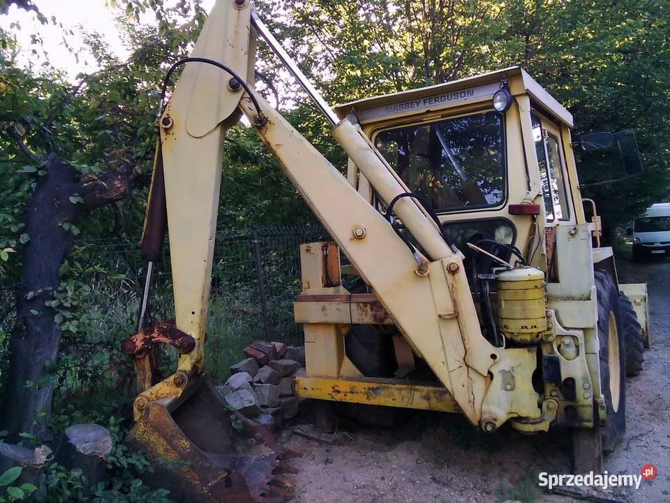 MF 50 D koparko ładowarka napęd 4 x 4 Żarów sprzedam