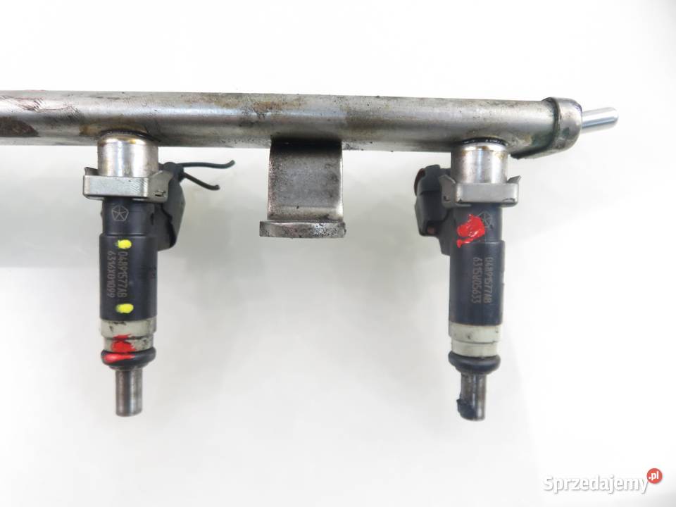 LISTWA WTRYSKOWA DODGE CALIBER 24 04891577AB