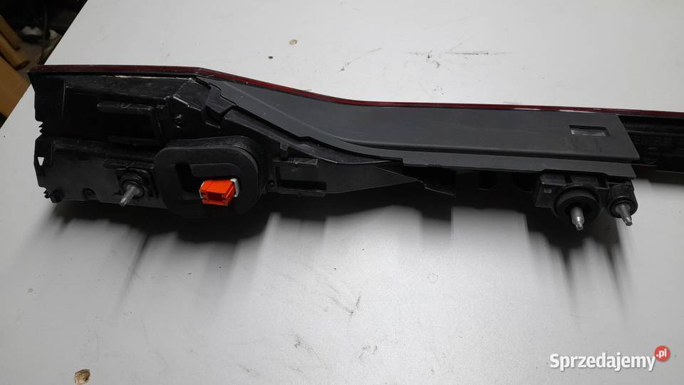 AUDI A7 C8 LAMPA TYLNA W KLAPĘ BLENDA 4K8945095B Goleniów