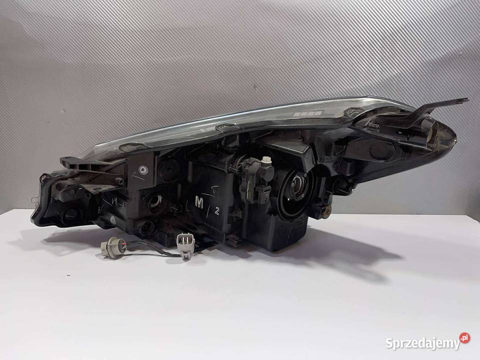TOYOTA YARIS 3 LIFT PRAWA LAMPA PRZÓD osobowe Ostroróg