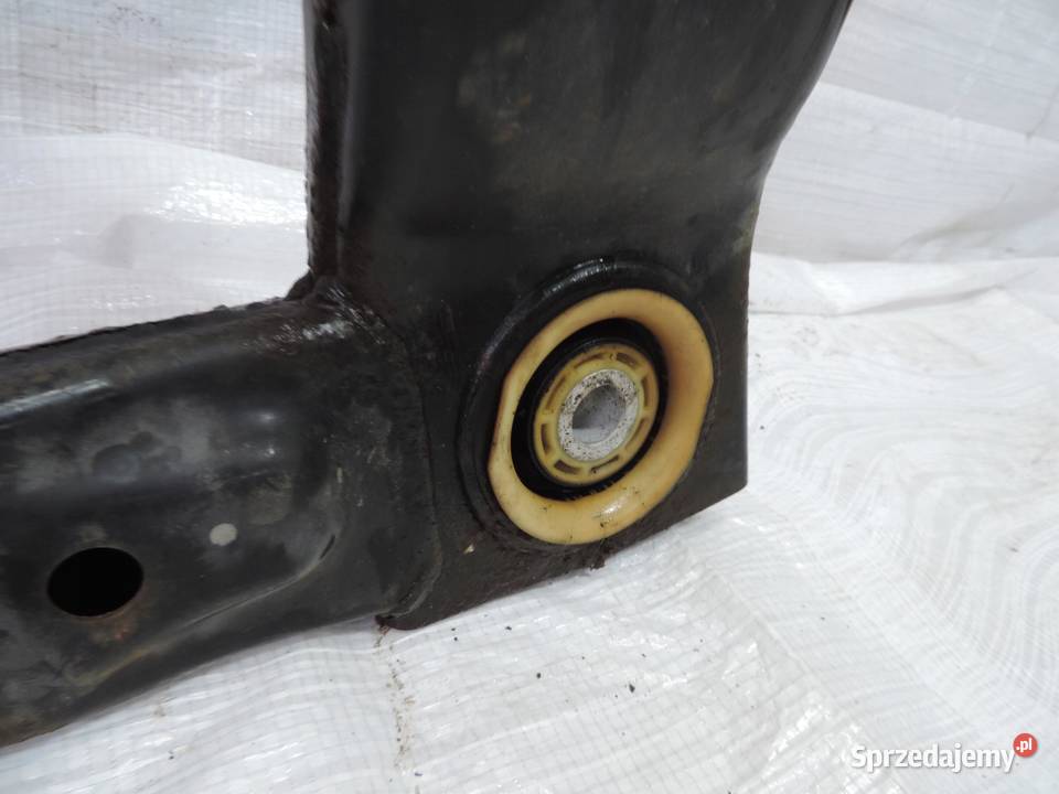 WÓZEK KOŁYSKA TRAWERS Opel Insignia B 84184896 Zawieszenie silnika sprzedam
