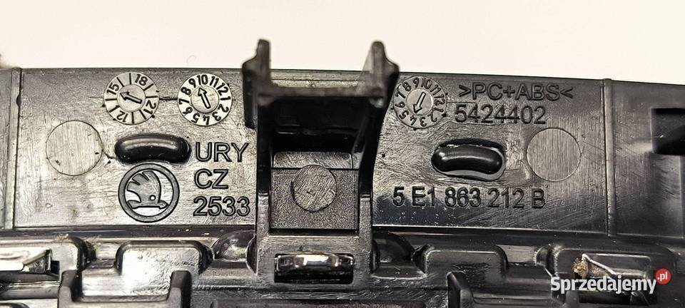 GAŁKA ZMIANY BIEGÓW SKODA OCTAVIA III 5E1863212A Pozostałe Lipno