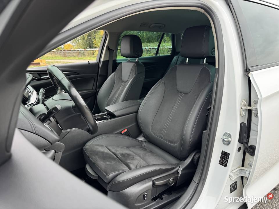 Opel Insignia 20 DIESEL Nawigacja Ledy Tempomat serwisowany w ASO