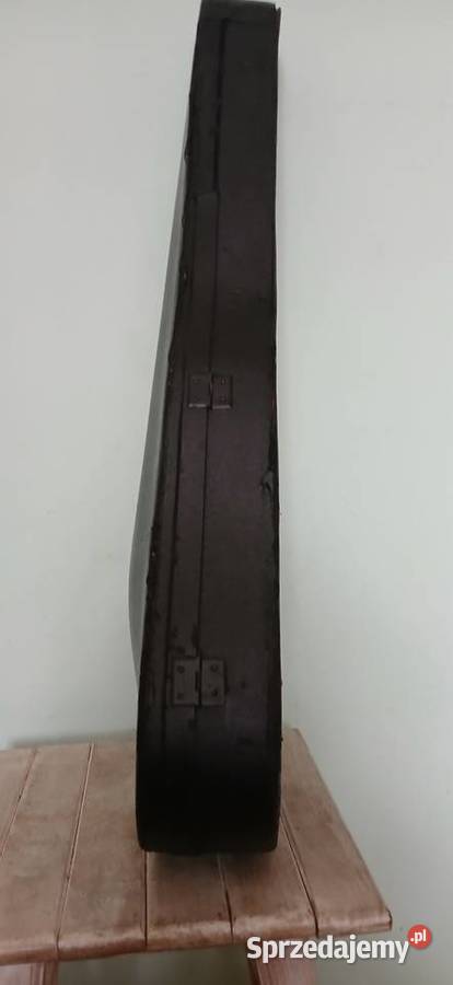 Stary futerał na skrzypce