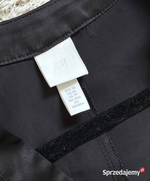 HM czarna sukienka satynowa Vneck classy elegant Przemyśl