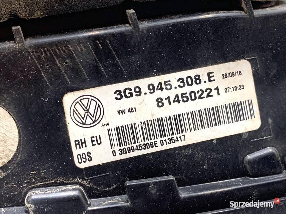 LAMPA TYŁ PRAWA WEWNĘTRZNA VW PASSAT B8 Kombi osobowe
