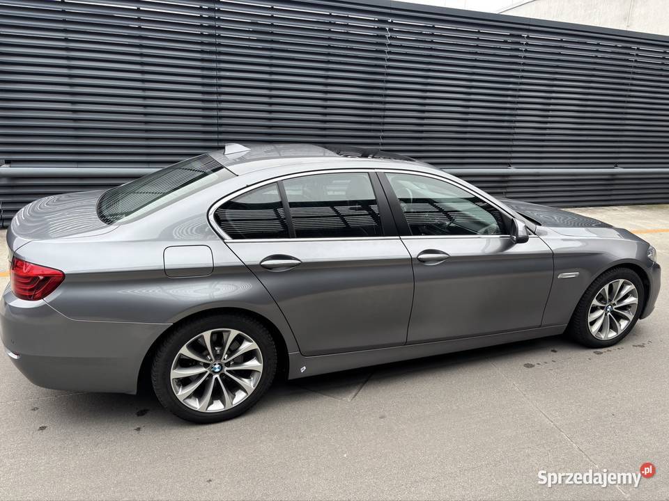 BMW 528 xDrive Rok produkcji 2016 mazowieckie Warszawa