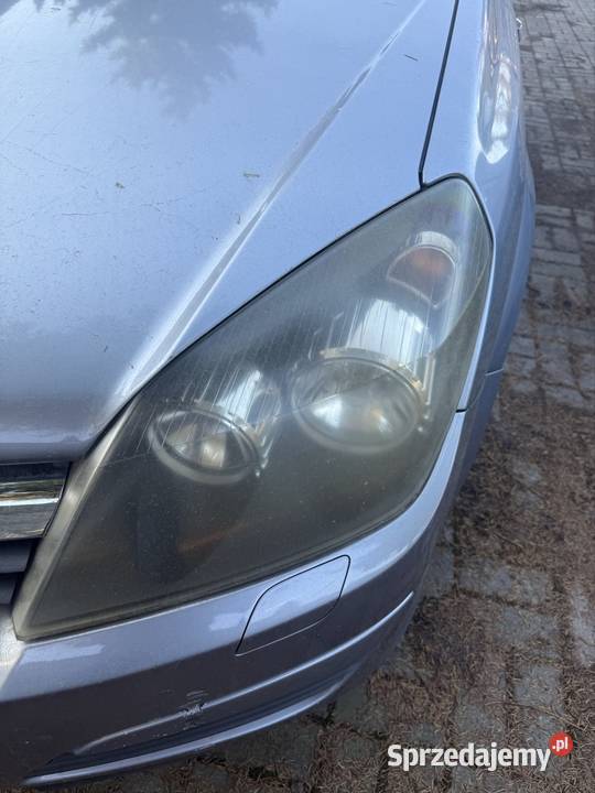 Lampa przód lewa Opel Astra H osobowe Ostrów Wielkopolski