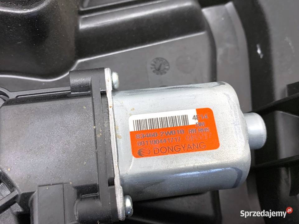 PODNOŚNIK SZYBY PRAWY TYŁ HYUNDAI SANTA FE III