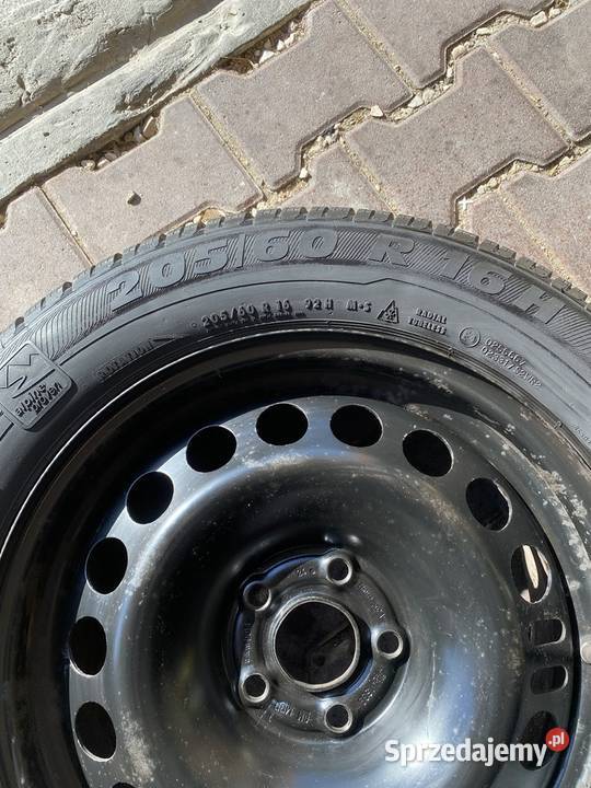 Opona z Felgą Stalową
